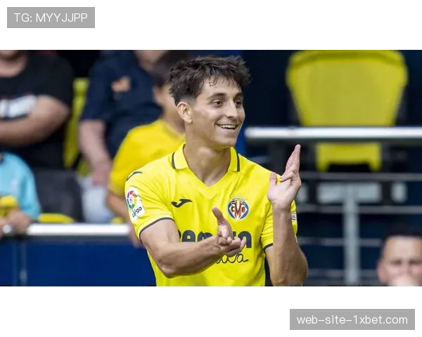 比利亚雷亚尔位列第三:29轮进54球失34球,进攻效率西甲前列